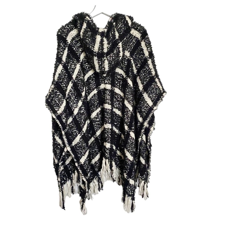 Maurices Black & White Plaid Fringe Soft Fuzzy Hooded Poncho Wrap - Picture 6 of 8